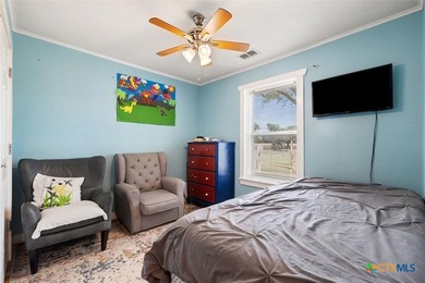 Discover a premier 45-acre cross-fenced ranch in Florence, Texas - photo 36