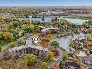 (private lake, pond, creek) Condo Active Under Con in Palatine Illinois
