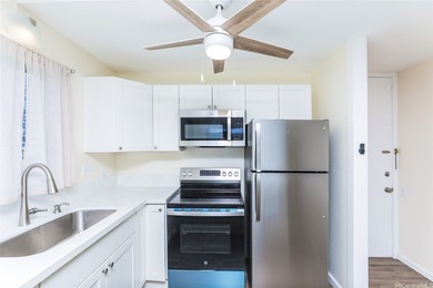 Rarely available corner end unit in The Lilikoi! This newly - photo 2
