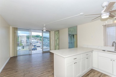 Rarely available corner end unit in The Lilikoi! This newly - photo 4