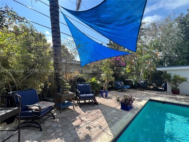 AMAZING OPPORTUNITY RARE! Beautiful 1-bedroom unit in the - photo 2