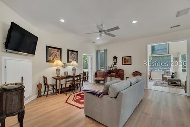 Welcome home to this charming custom floorplan, ideally situated - photo 8