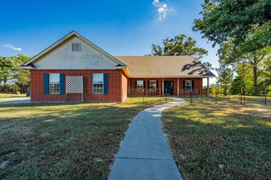 (private lake, pond, creek) Home For Sale in Mabank Texas