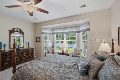 Welcome home to this charming & beautifully updated retreat - photo 19
