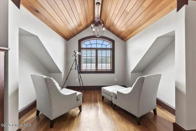 Brilliant Craftsmanship custom designed to maximize views of - photo 23
