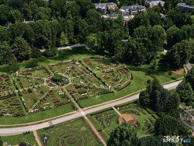For the first time in almost 20 years, this rare, park-view gem - photo 27
