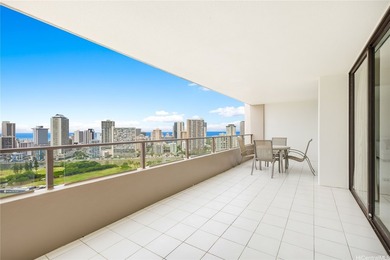 Royal Iolani is ideally situated right next to the prestigious - photo 7