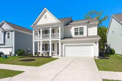 Welcome home to the postcard-perfect community of The Ponds - photo 3