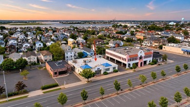 Exceptional opportunity to own or lease a prime commercial - photo 1
