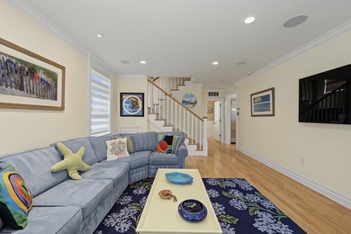 CUSTOM LEEDS-BUILT HOME JUST TWO BLOCKS TO THE BEACH! Built in - photo 5