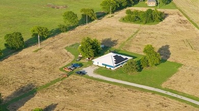 Discover peaceful country living just minutes from Lake Hudson - photo 27