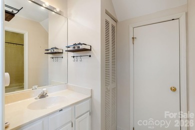 Perfect for anyone seeking quality craftsmanship and upscale - photo 28