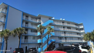 Unit 527, Top floor, panoramic view of the ocean. 527 is a large - photo 29