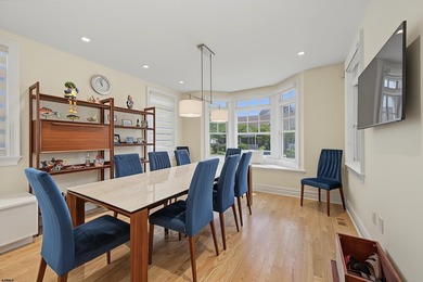 CUSTOM LEEDS-BUILT HOME JUST TWO BLOCKS TO THE BEACH! Built in - photo 10