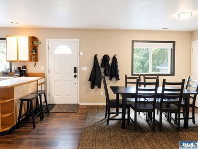 Tucked among mature trees and lovingly maintained, this inviting - photo 35