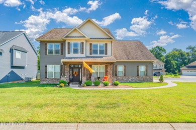 Fort Loudoun Lake Home Sale Pending in Knoxville Tennessee