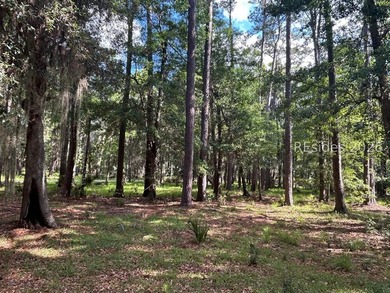 Highlighted by large Oaks and overlooking Lake Best in Melrose - photo 5