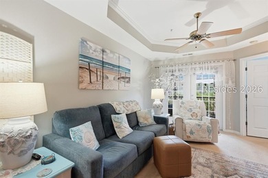Top-floor 2 bed, 2 bath condo with stunning views overlooking - photo 5