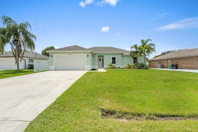 St. Lucie River Home For Sale in Port Saint Lucie Florida