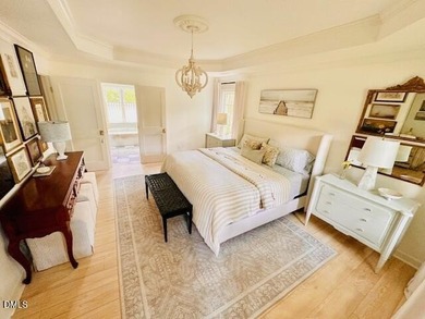 A unique opportunity to acquire a furnished luxury turn-key home - photo 18