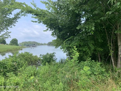 Presenting a rare opportunity to own a premier lakefront - photo 20