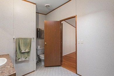 HANDICAP ACCESSIBLE! FHA VA WELCOME! CLOSE IN LOCATION! STORAGE - photo 21
