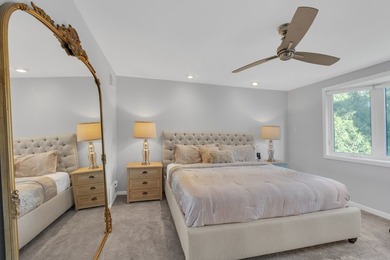 Welcome to this very clean, meticulously maintained, and - photo 22