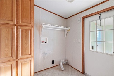 HANDICAP ACCESSIBLE! FHA VA WELCOME! CLOSE IN LOCATION! STORAGE - photo 23