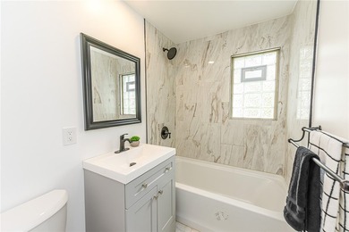 Welcome to 40 Mac Arthur Rd! Deal died, no fault to the seller - photo 25