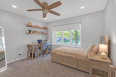 Welcome to this very clean, meticulously maintained, and - photo 26