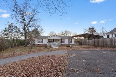 HANDICAP ACCESSIBLE! FHA VA WELCOME! CLOSE IN LOCATION! STORAGE - photo 26