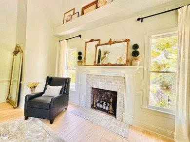 A unique opportunity to acquire a furnished luxury turn-key home - photo 33