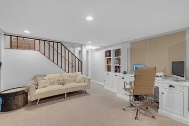Welcome to this very clean, meticulously maintained, and - photo 34