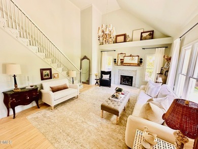 A unique opportunity to acquire a furnished luxury turn-key home - photo 35