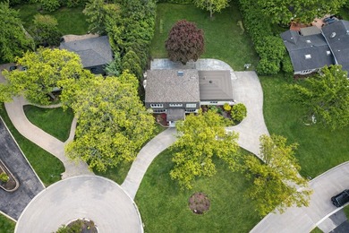 Welcome to this very clean, meticulously maintained, and - photo 37