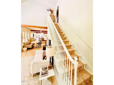 A unique opportunity to acquire a furnished luxury turn-key home - photo 38