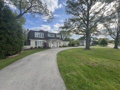 Welcome to this very clean, meticulously maintained, and - photo 40