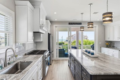 Exceptional ocean views and a premier Gardens location set the - photo 10