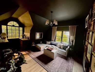 A unique opportunity to acquire a furnished luxury turn-key home - photo 50