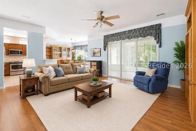 Welcome to 12 Walden Lane, a beautifully maintained one-owner - photo 4