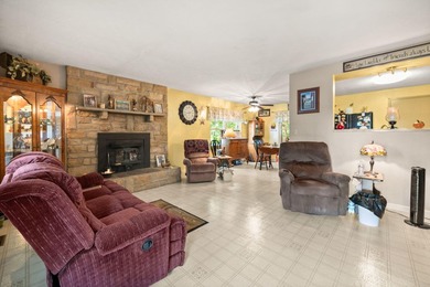 What an amazing deal!! If you are looking for a lake house, this - photo 11