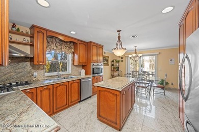 Nestled on a quiet, private block, this beautifully maintained - photo 13