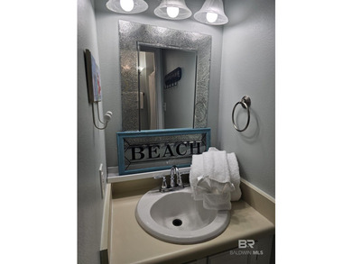 Welcome to this cosy and comfortable two bedroom two bath Unit - photo 14