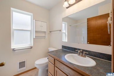Welcome home to Peninsula Village, adjacent to Peninsula Golf - photo 15