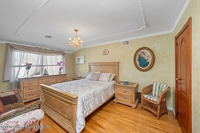 Nestled on a quiet, private block, this beautifully maintained - photo 18