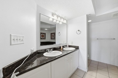 Exceptional opportunity to own a rare 4BR/4BA lockout unit in - photo 20