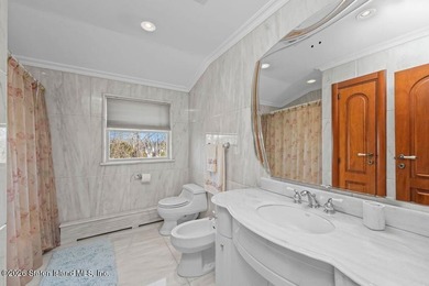 Nestled on a quiet, private block, this beautifully maintained - photo 20
