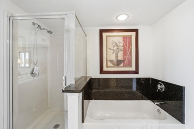 Exceptional opportunity to own a rare 4BR/4BA lockout unit in - photo 22