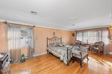 Nestled on a quiet, private block, this beautifully maintained - photo 23