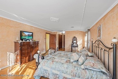Nestled on a quiet, private block, this beautifully maintained - photo 24